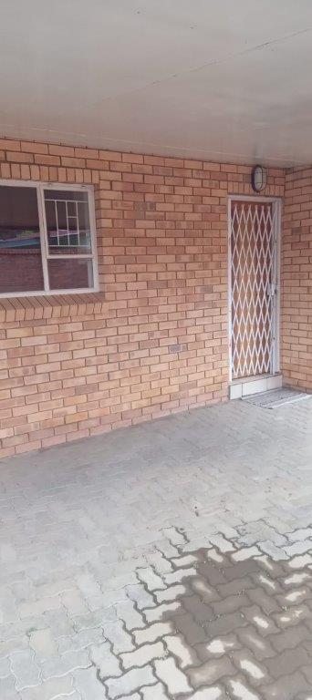 To Let 2 Bedroom Property for Rent in Ladybrand Free State